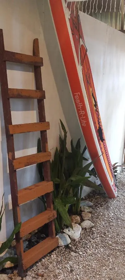 Treehouse Above The Beach Πορτ Αντόνιο